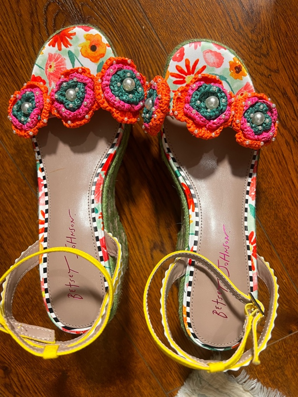 NWOB $149 Betsey Johnson Marabela Platform Wedge Sandal Multi Floral Espadrille - Picture 7 of 8